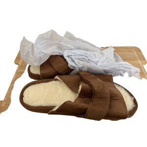 Womens Veeyoo Brown Suede Adjustable Strap Slippers With Faux Shearling Lining
